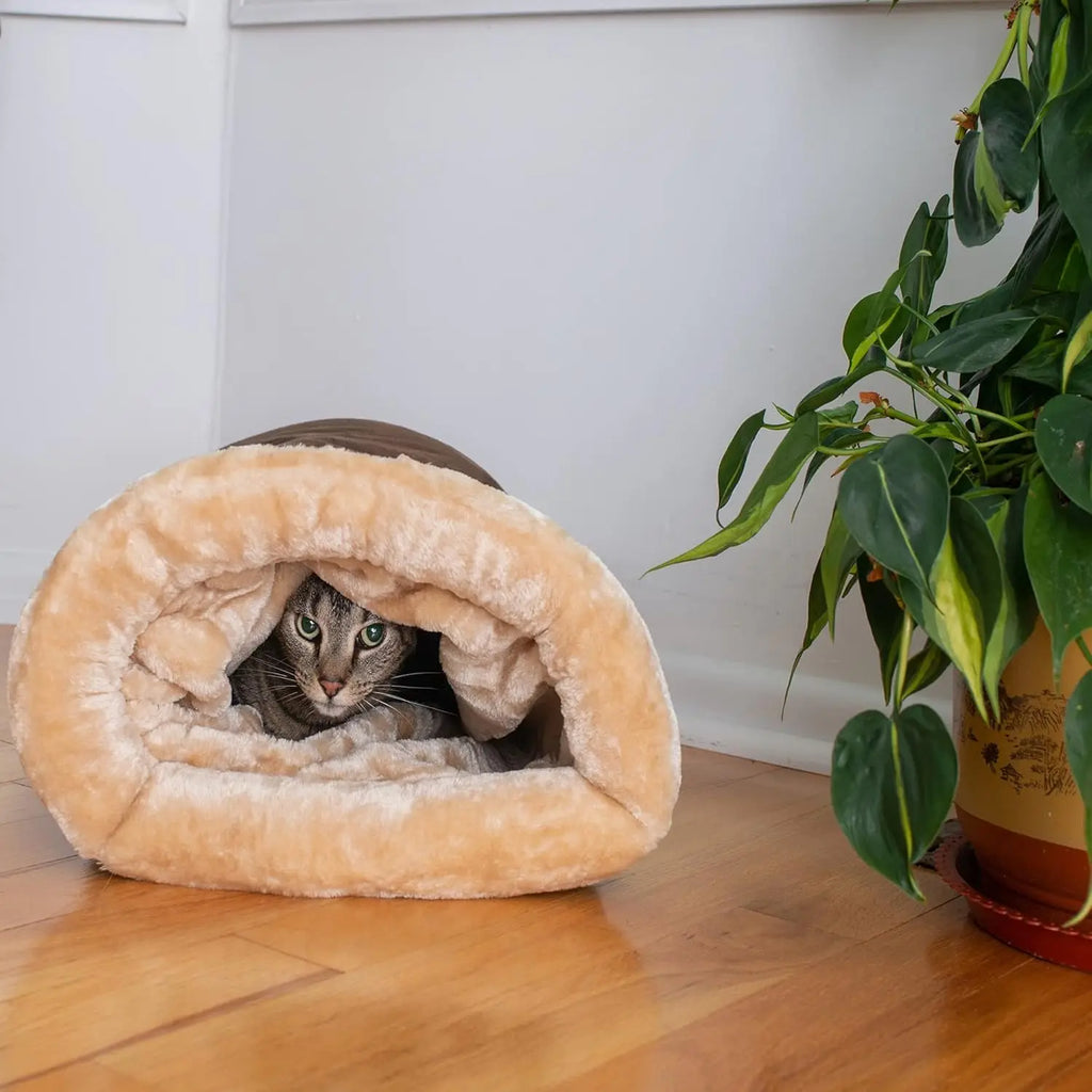 Warm Semi-Enclosed Cat Sleeping Bag