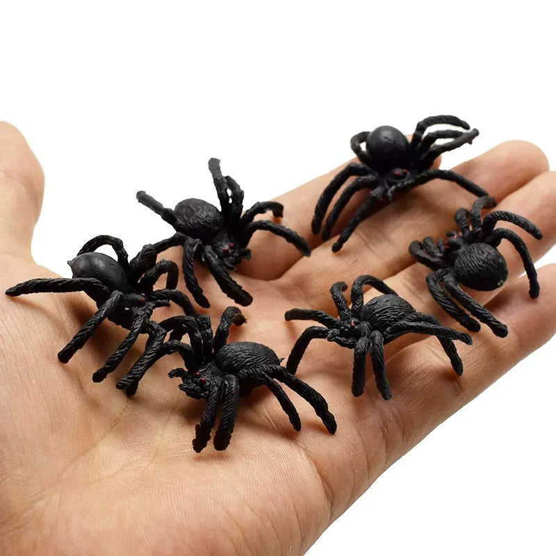 Fake Halloween Insect Props – 12 or 48 Pieces